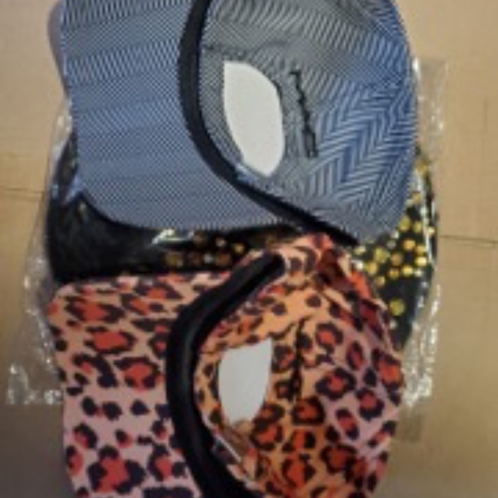 MAC COSMETICS Hats - Picture 2 of 4